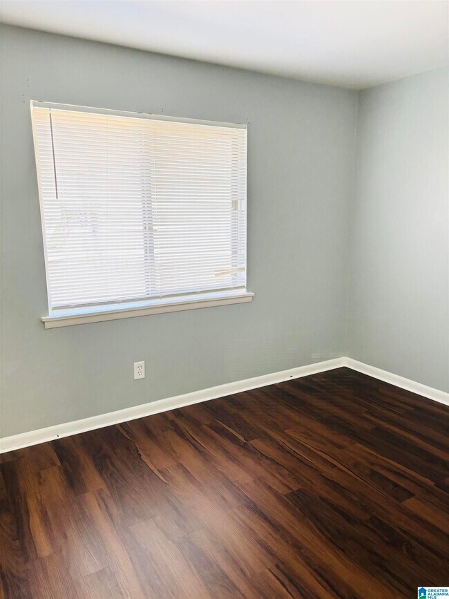 Building Photo - 7748 Rugby Ave