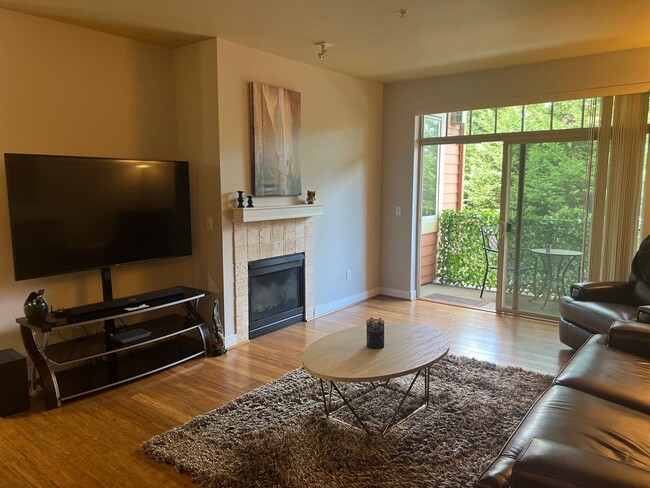 Building Photo - 2Bd/2Ba Bothell Condo