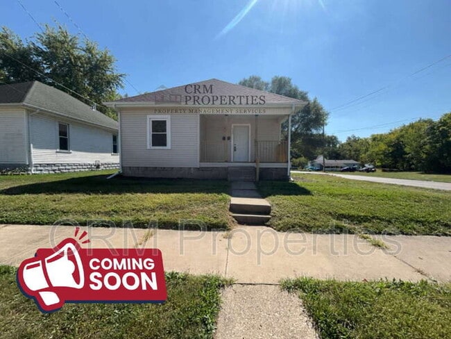 Primary Photo - 923 W State St