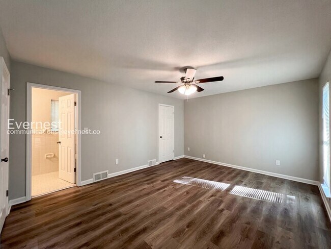 Building Photo - 4257 Renners Rd