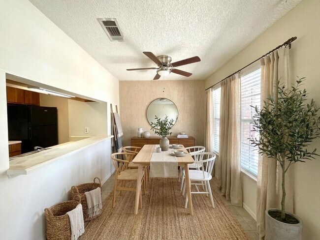 Building Photo - Move-In Ready 2BD/2BA with Fireplace, In-Unit Laundry & Community Pool!