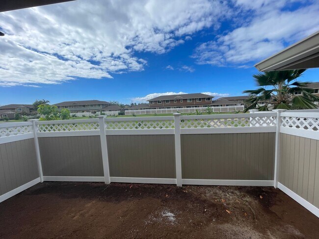 Building Photo - Kahoma Village 3 Bedroom Townhome