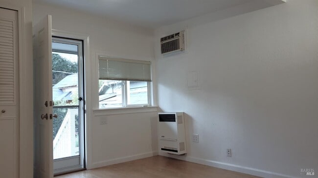 Building Photo - 1153 Eggleston St
