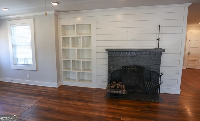 Building Photo - 68 Hayes St