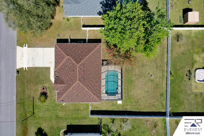 Building Photo - 273 Beachway Dr