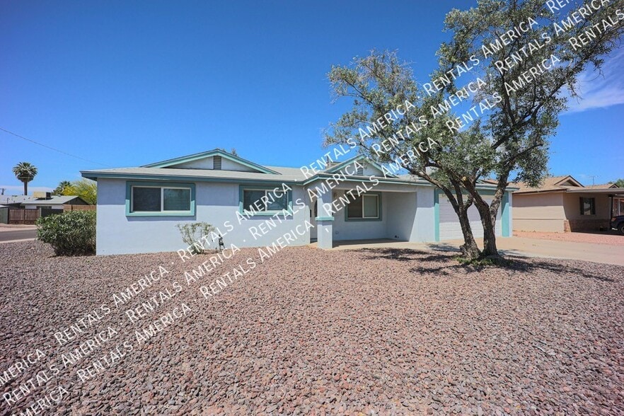 Primary Photo - 614 N 74th St