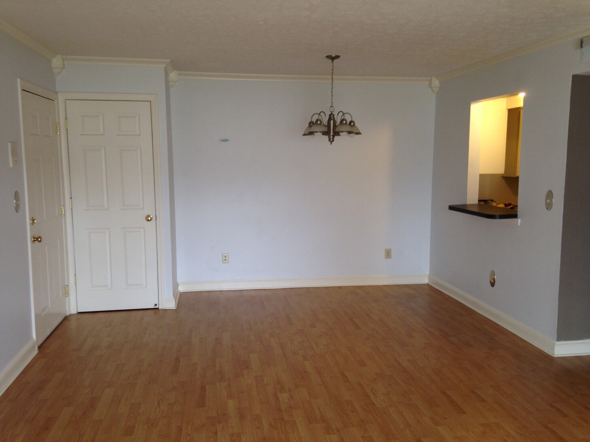 Building Photo - 1338 Lynmar Dr