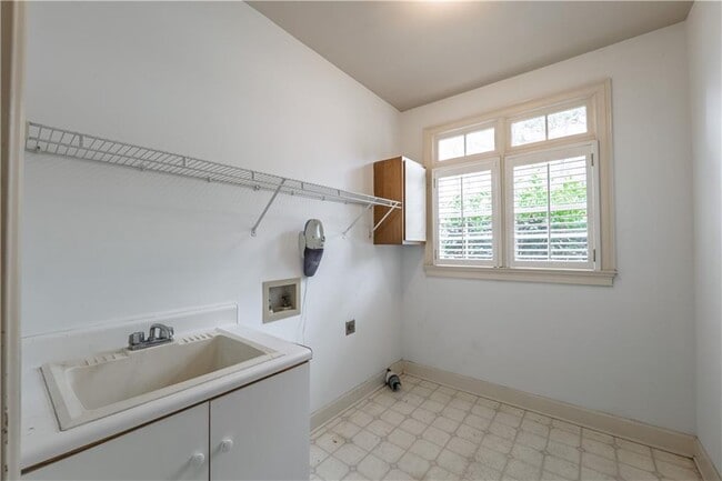 Building Photo - 6215 Bannerhorn Run