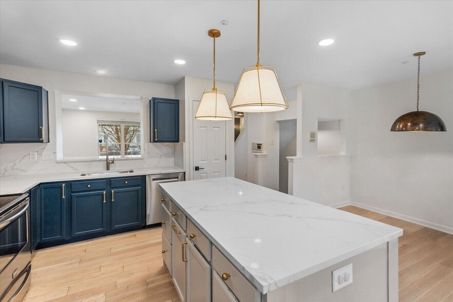 Building Photo - 6105 Starburn Path