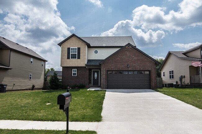 Primary Photo - Pet Friendly Three Bedroom!