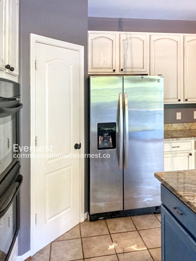 Building Photo - 1008 Black Oak Ct