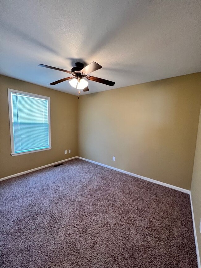 Building Photo - Olivia Farms Subdivision