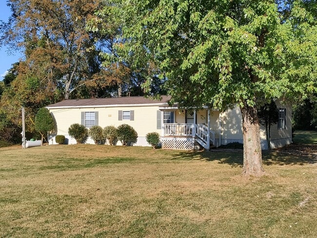 Primary Photo - 715 Northview Cir