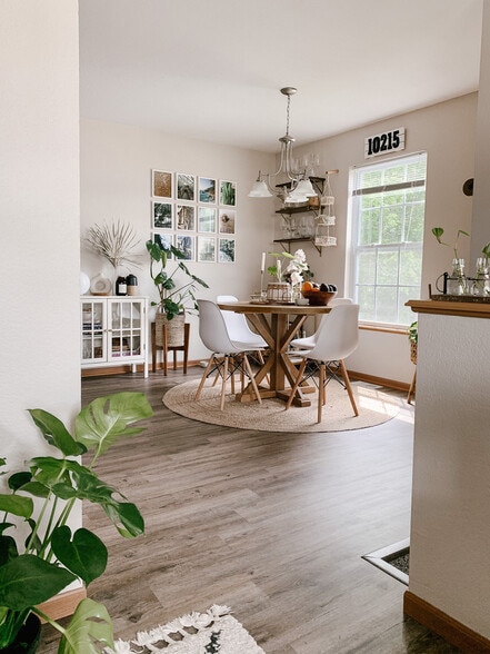 Dining area(decorated by current renter) - 5309 Deer Valley Dr