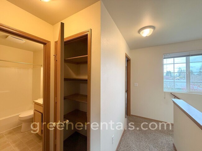 Building Photo - Desoto-721