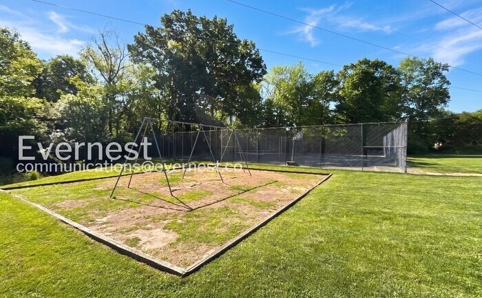 Building Photo - 3966 N Quail Ln