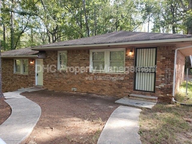 Primary Photo - 6505 Raymond Dr