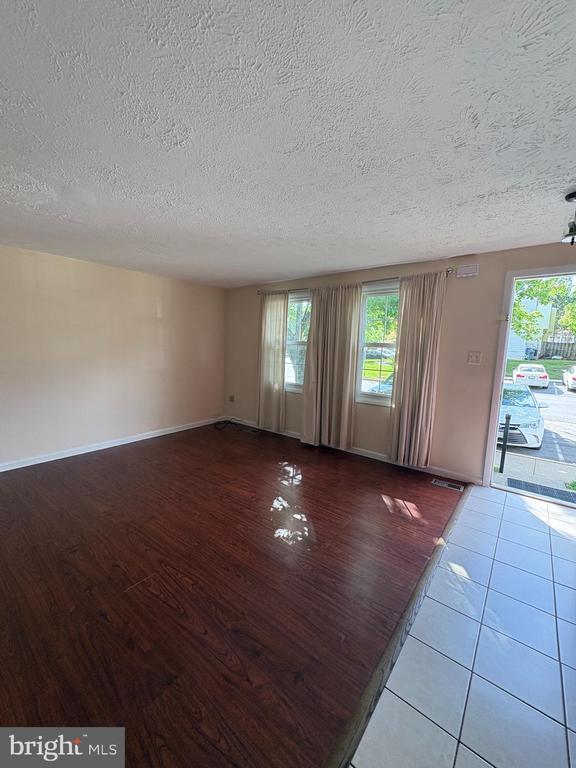 Building Photo - 11149 Captain's Walk Ct