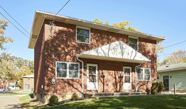 Building Photo - 923-925 Rosamond Ave