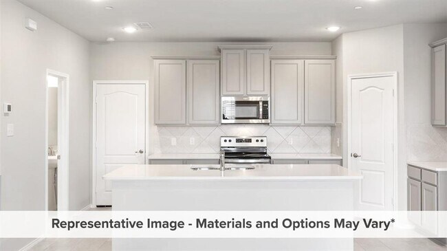 Building Photo - 2221 Greystone Dr