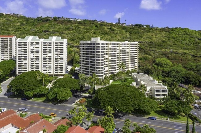 Building Photo - 6770 Hawaii Kai Dr