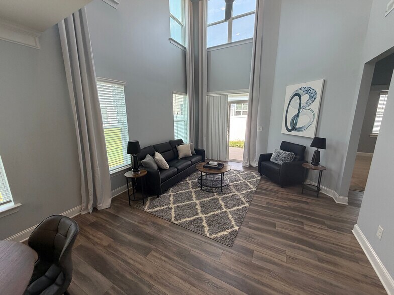 Building Photo - Room in Townhome on Keeton Ln