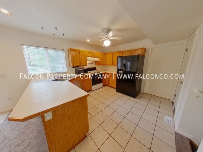 Building Photo - 4205 Vesper Ct