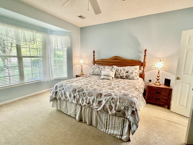 Building Photo - Lovely Furnished, Sun City of Hilton Head Rental!