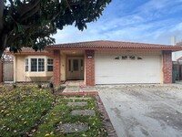 Building Photo - Lovely Pioneer Park home in quiet neighbor...