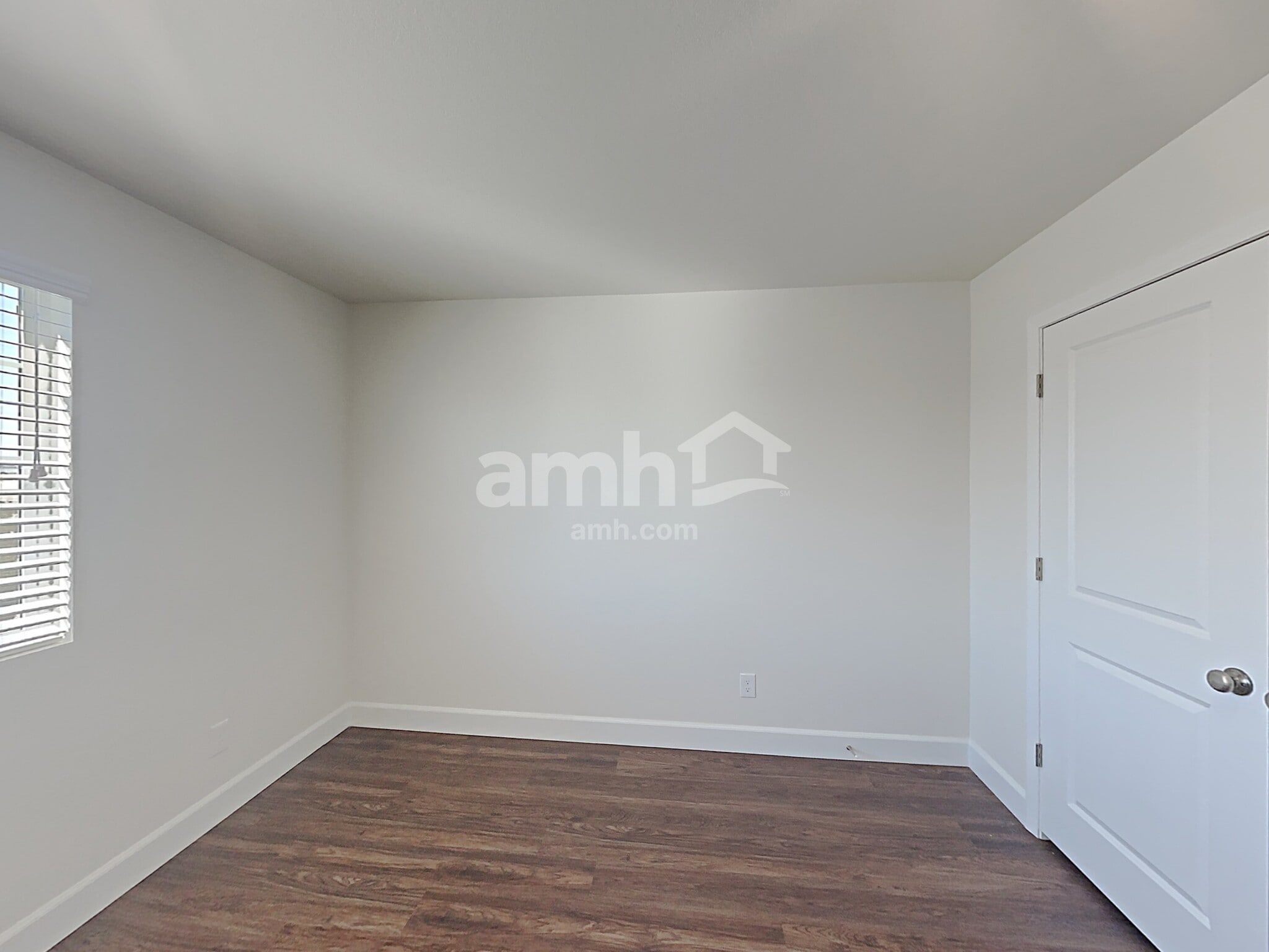Building Photo - 1705 Viaggio Ave