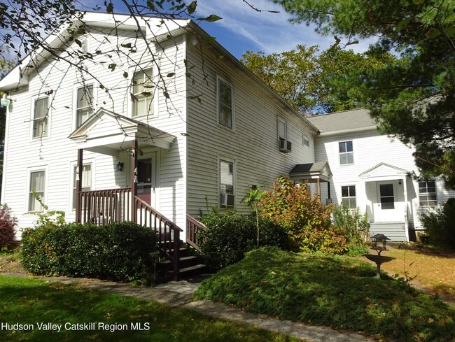 Building Photo - 167 NY-23