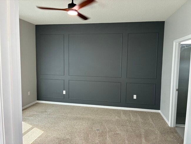 Building Photo - 5385 Sunshine Dr