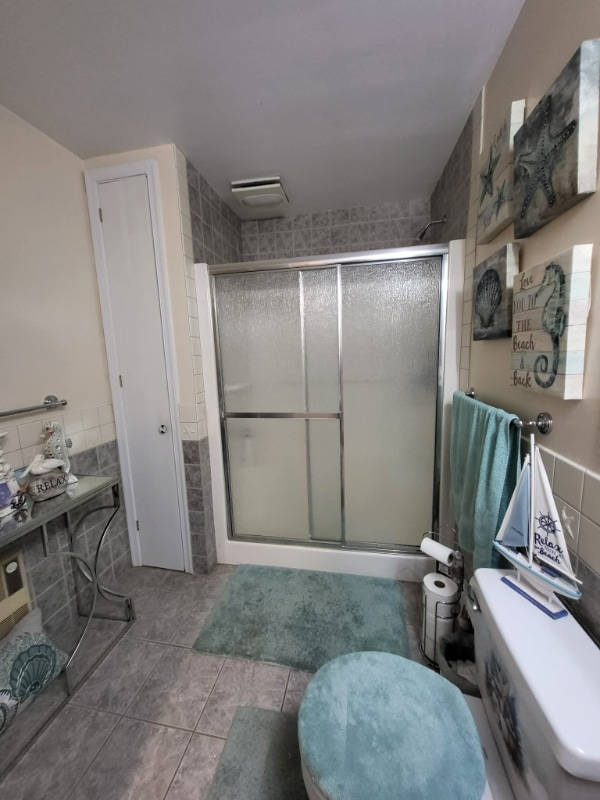 Building Photo - 9189 Lees Ridge Rd