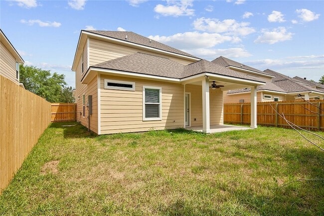 Building Photo - 1412 Holleman Dr