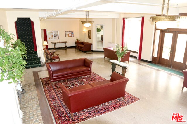 Building Photo - 2121 James M Wood Blvd