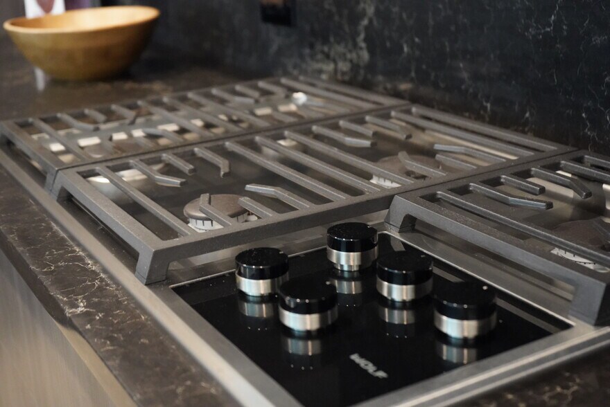 Unit stove - 19355 N 73rd Way