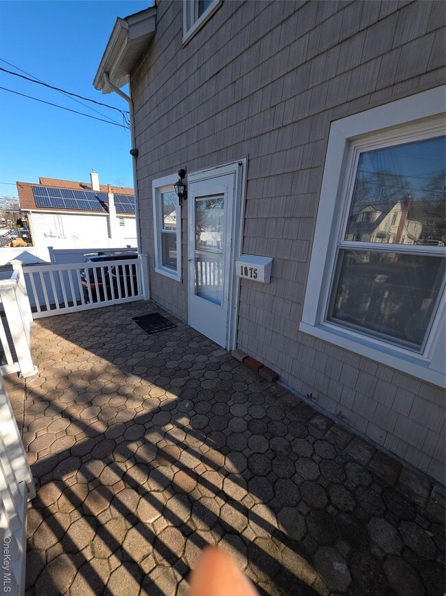 Building Photo - 1075 Harrison St