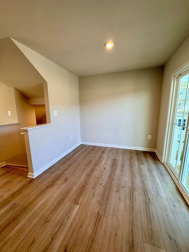 Building Photo - 2905 Orchard Ridge Lane