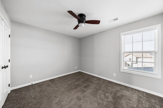 Building Photo - 1378 Dan Brown Dr