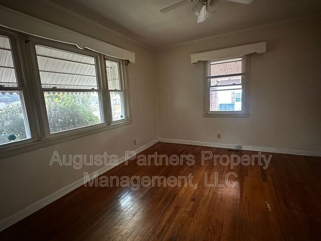 Building Photo - 3219 Alpine Rd