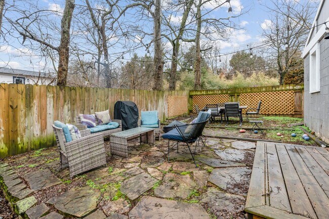 Building Photo - Awesome East Nashville Stone Cottage in gr...