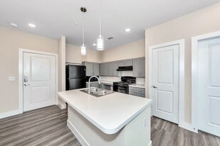 Building Photo - Patriot Park