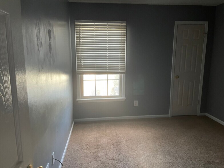 Building Photo - 4310 Brighton Ln