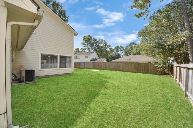 Building Photo - 18178 Woodsdale Ct