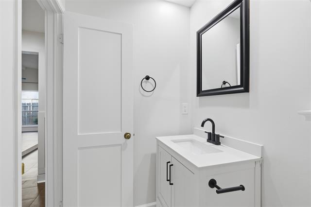 Building Photo - 3736 Walnut Dr