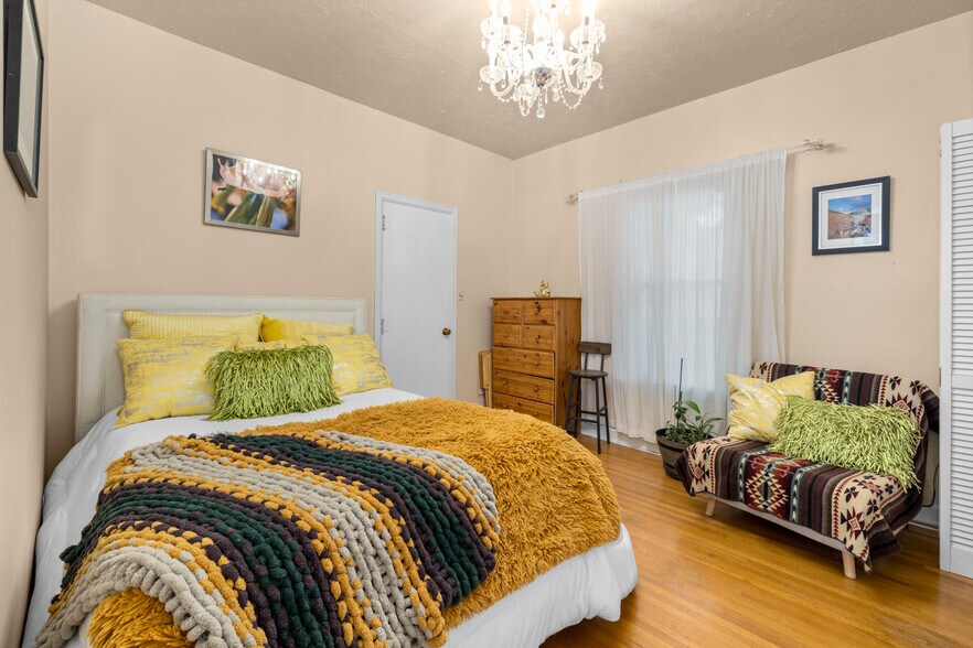 Building Photo - 686 2nd Avenue East N