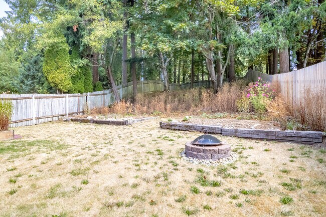 Building Photo - 5823 186th Ave Ct E