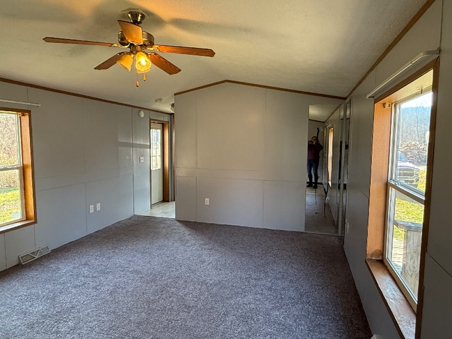 Building Photo - 21 Mill St