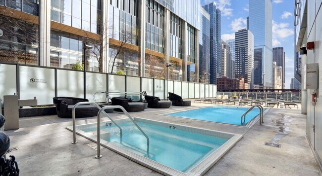 Building Photo - 341 W Wolf Point Plaza