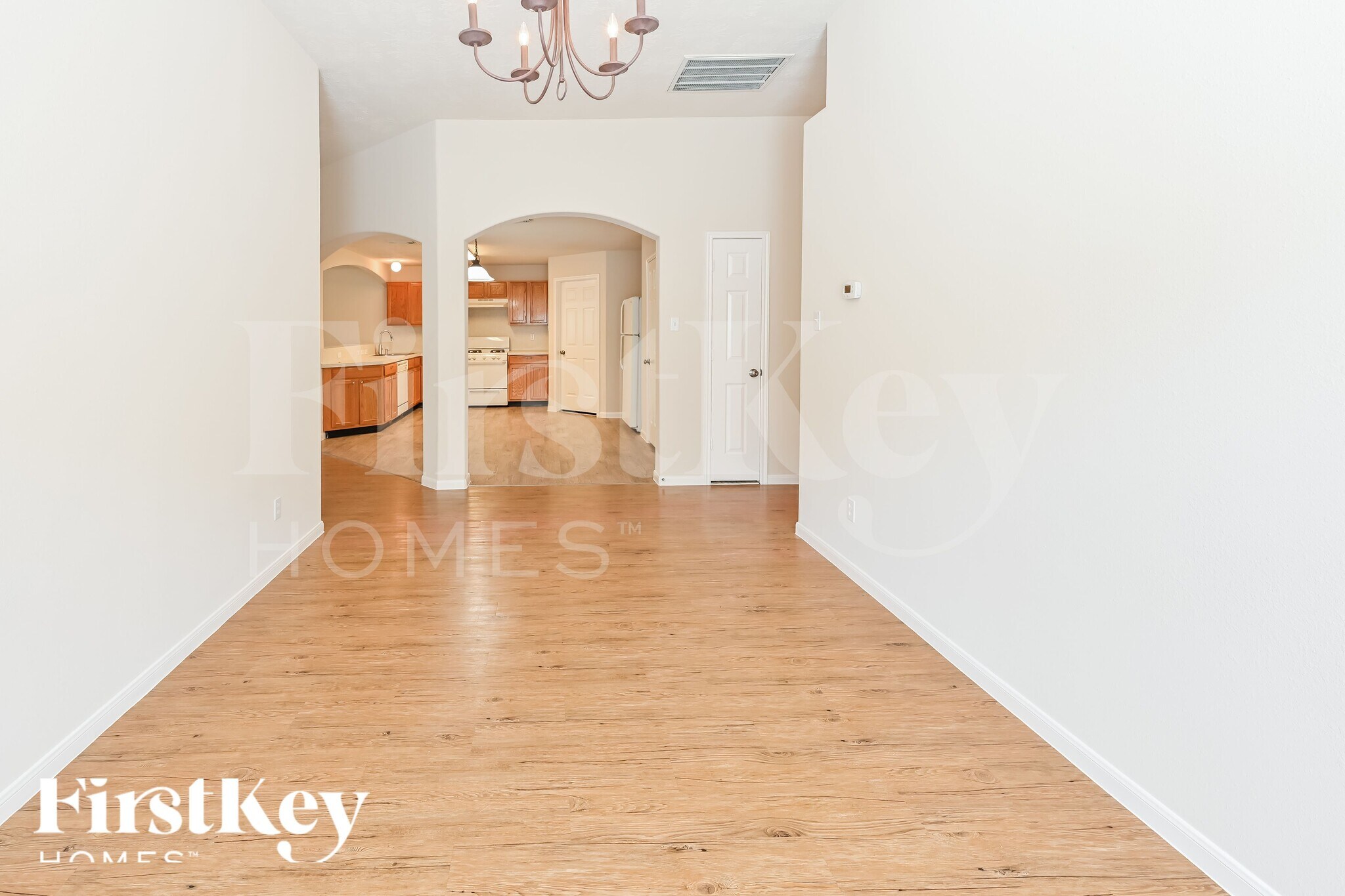 Building Photo - 2506 Fox Water Dr